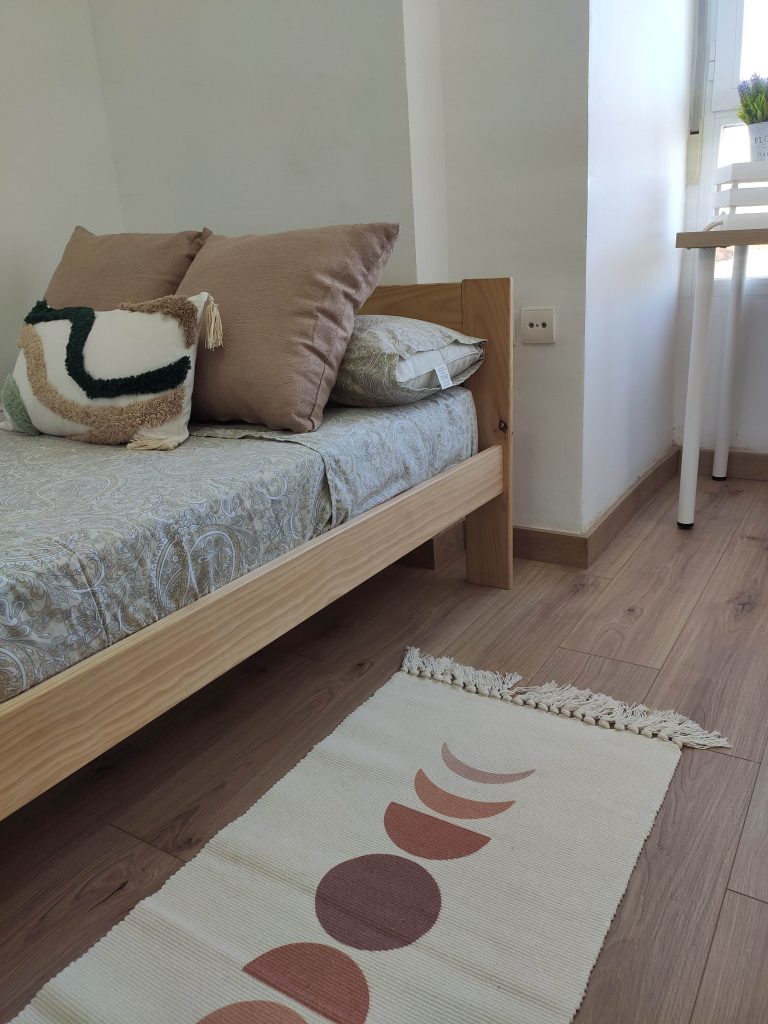 1706053726400 768x1024